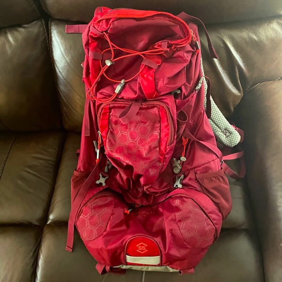 High Sierra 55l Hiking Backpack 